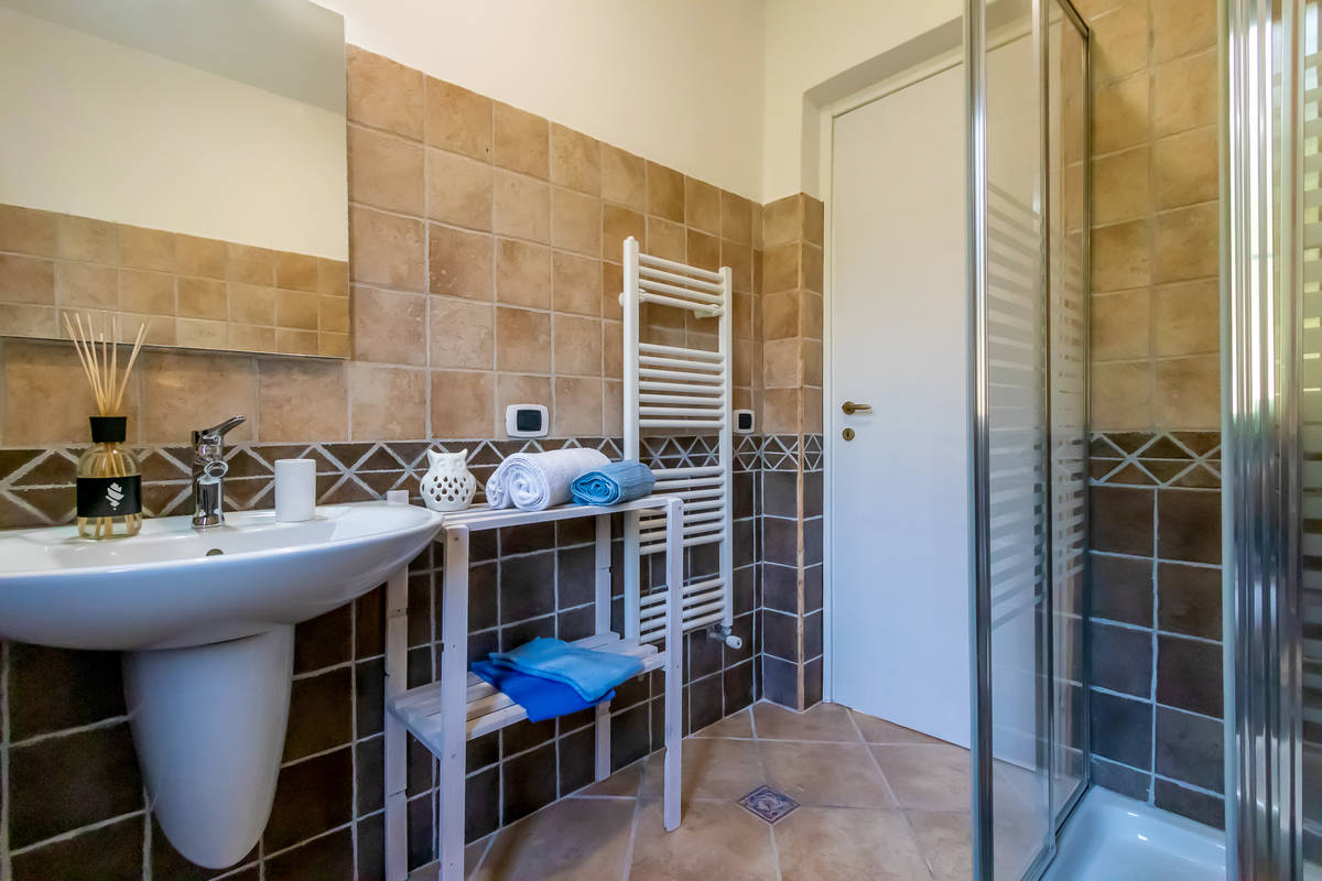 bathroom with shower - second bathroom on the first floor